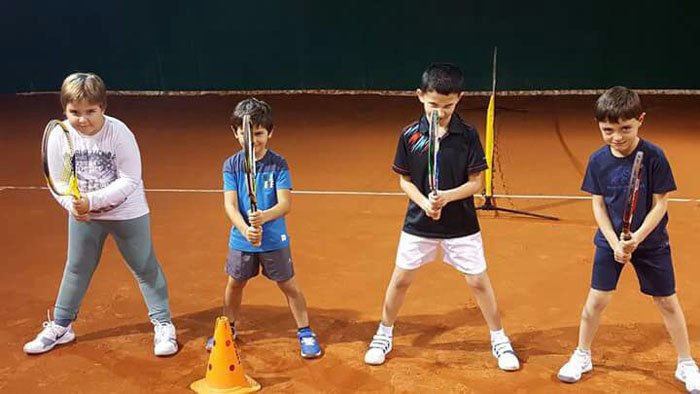 Mini tennis course<